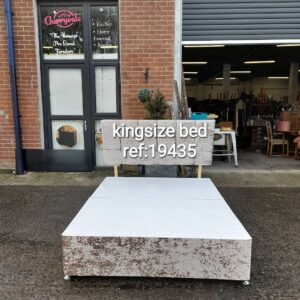 Pink crushed velvet king size divan bed base with matching headboard, Ref:19435
