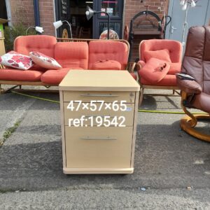 3 drawer filing cabinet with key, Ref:19542
