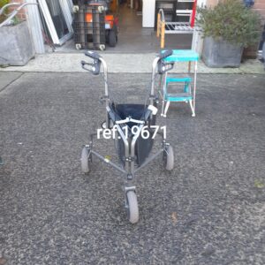 3 wheeled rollator with basket, Ref:19671