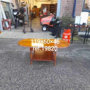 Oval coffee table with drawer in excellent condition, Ref:19820